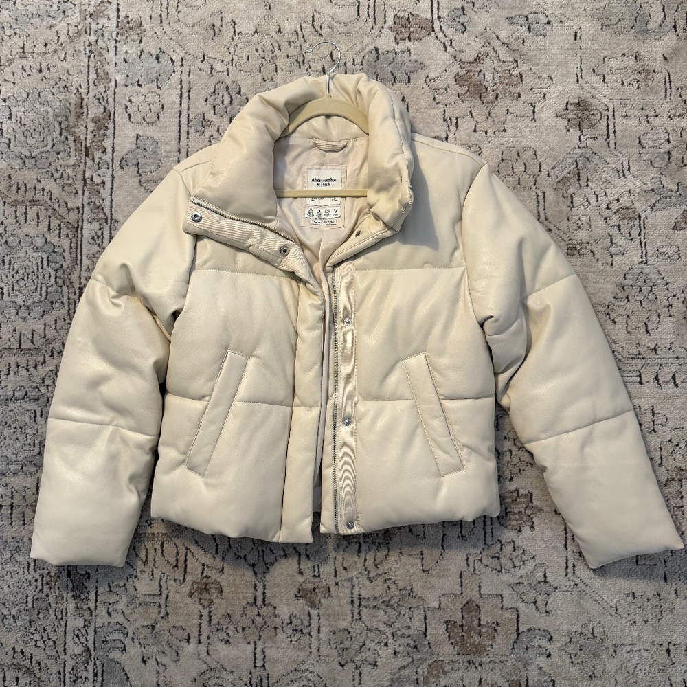 Abercrombie & Fitch Mini White Vegan Leather Puffer
